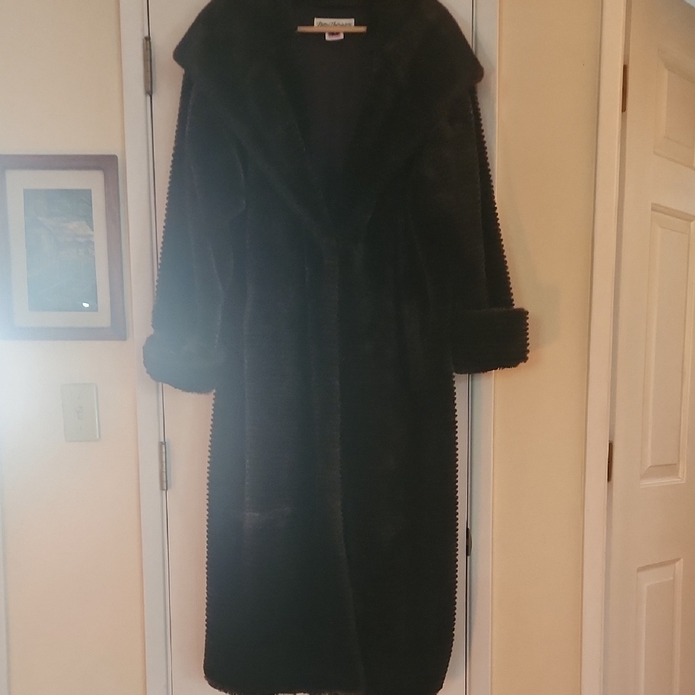 Norm Thompson Black Teddy Jacket, With A Hood